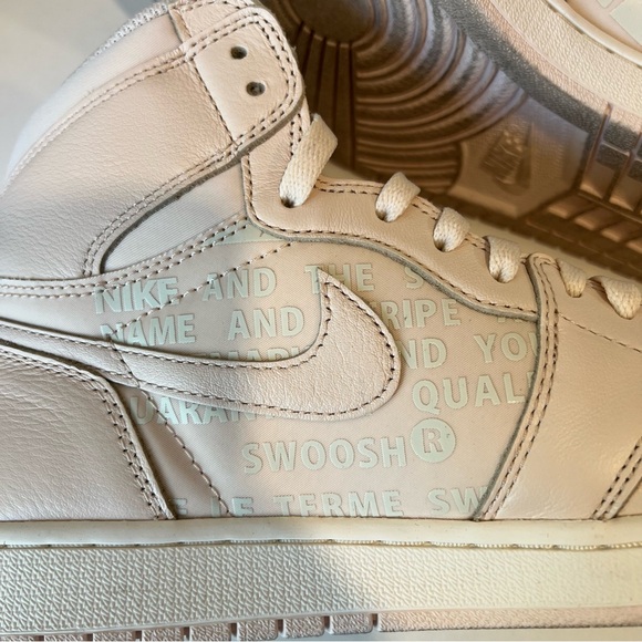 Nike Air Jordan 1 Retro High OG ‘Guava Ice’ - Men’s SIZE 11 - Picture 9 of 16